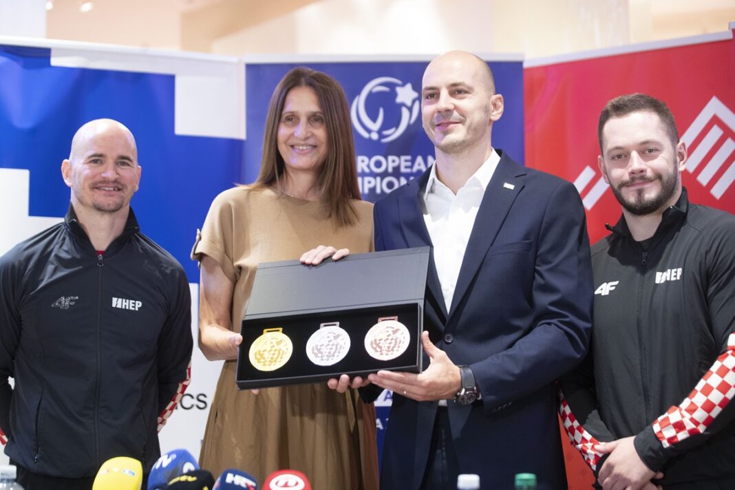 Zagreb spreman za EP u gimnastici: Nastupaju Srbić i Ude, a publiku zabavljaju Baby Lasagna i Mia Dimšić Zagreb spreman za EP u gimnastici: Nastupaju Srbić i Ude, a publiku zabavljaju Baby Lasagna i Mia Dimšić